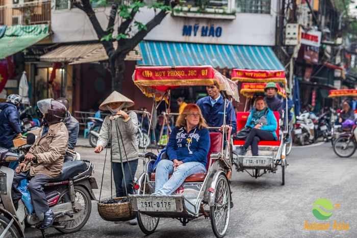 Discover Hanoi with dynamic ambiance 